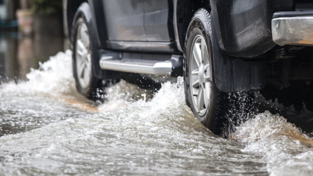 Keep moving | SAFE DRIVING TIPS THAT WILL GET YOU THROUGH FLOODS