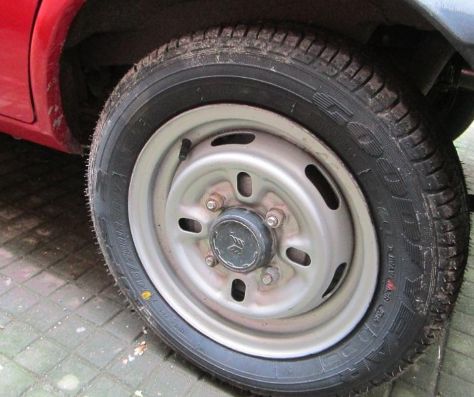 Tyres | Maruti 800 Maintenance Tips